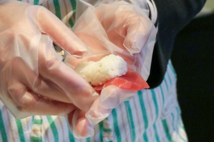 buena_sushi_making (2)